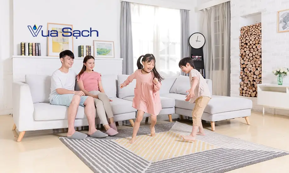 top-05-dung-dich-ve-sinh-ghe-sofa-da-3