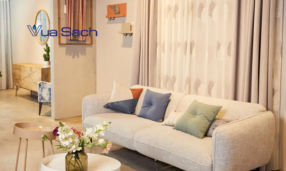 top-05-dung-dich-ve-sinh-ghe-sofa-da