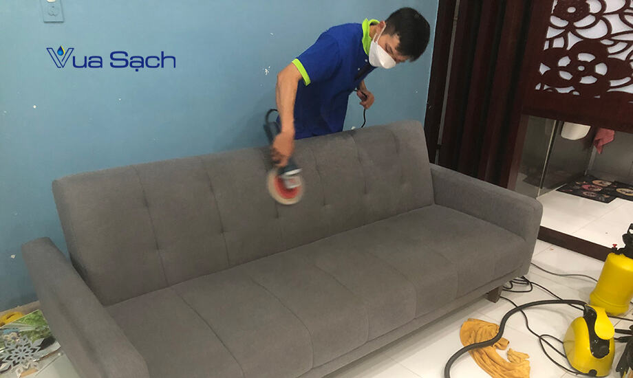 ve-sinh-ghe-sofa-tai-nha-uy-tin-vua-sach